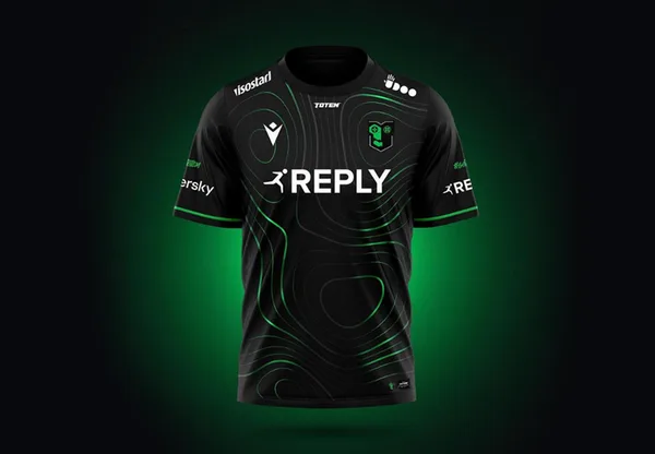 Macron gets its esports community bigger. The Italian Brand is now Technical partner of Reply Totem